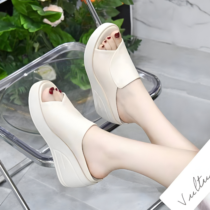 Xénia – minimalistická elegantní ortopedická sandál