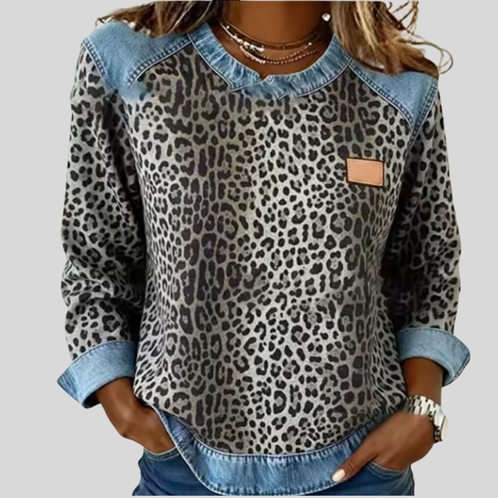 Hollyn™ | Svetřík s leopardím vzorem a denimovým límcem