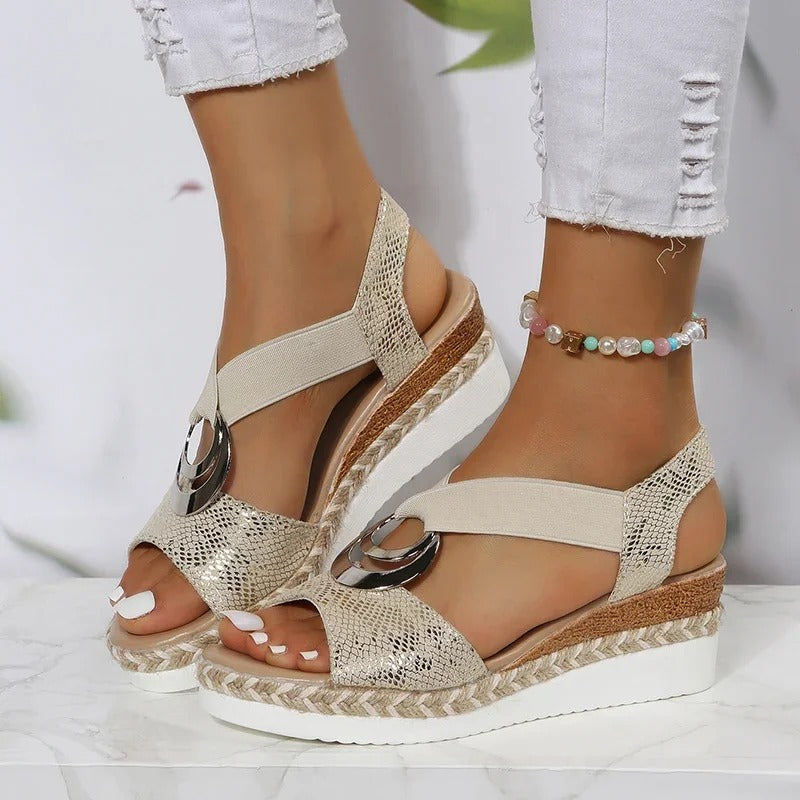 Magda – elegantní platformové sandály