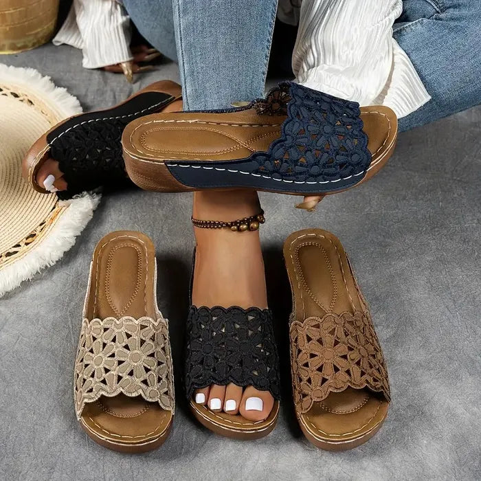 Emőke – květinové vykrojené ergonomické sandály