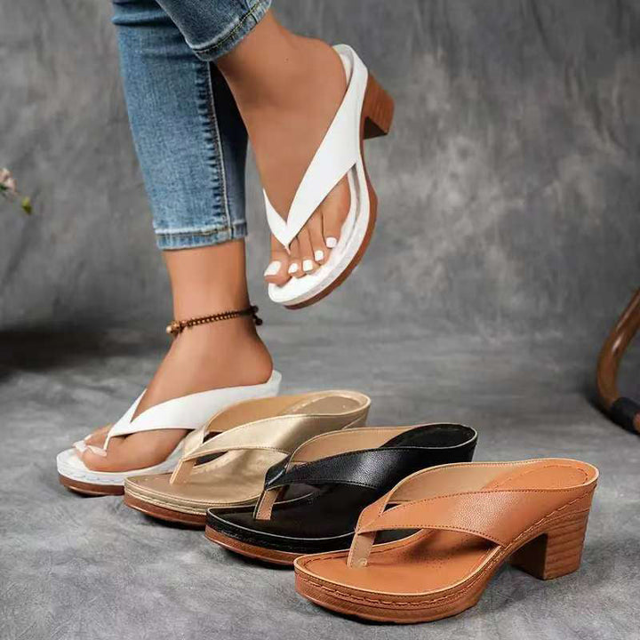 Zsófia – elegantní relaxační sandál s mírnou výškou