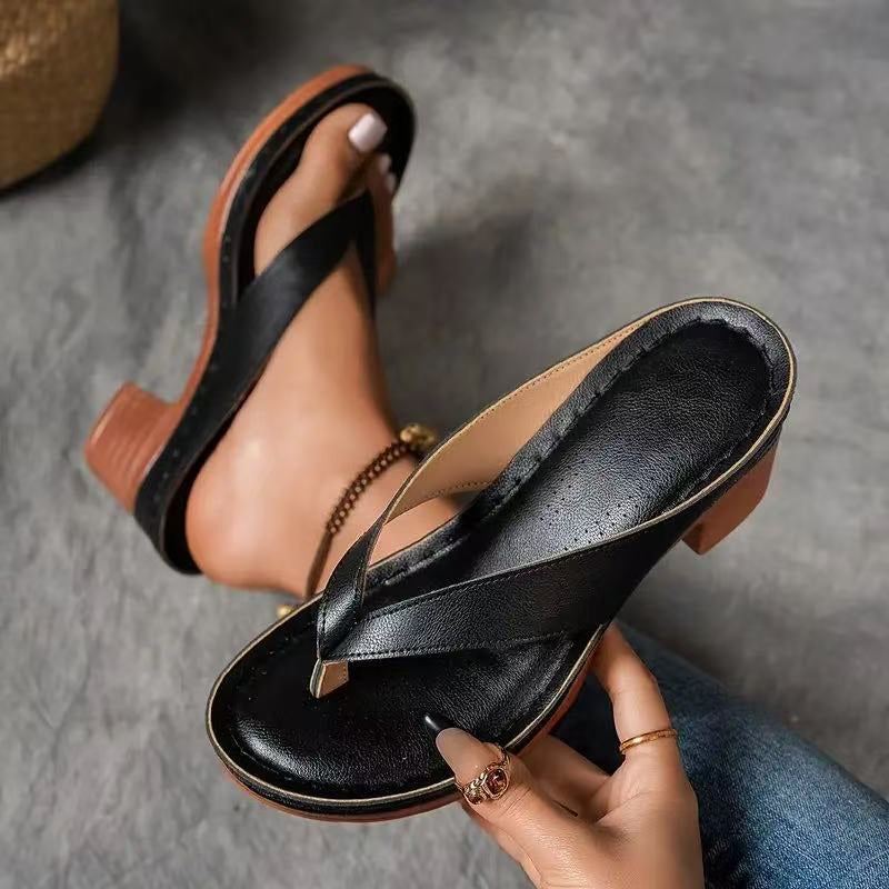 Zsófia – elegantní relaxační sandál s mírnou výškou