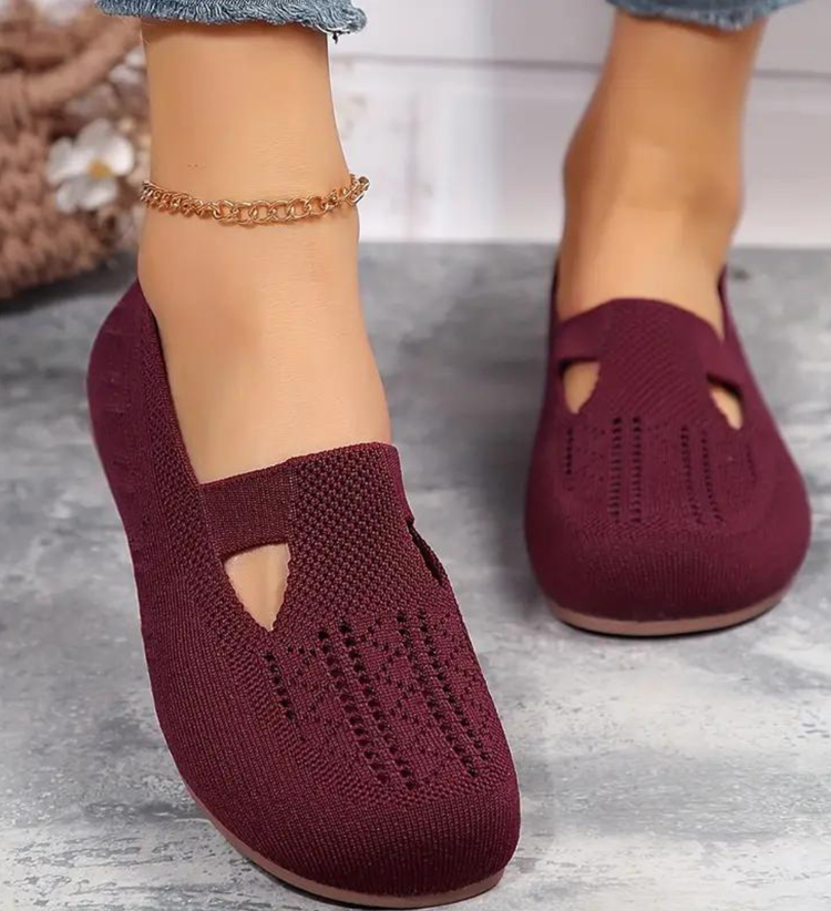 Detti – flexibilní prodyšné ergonomické sandály