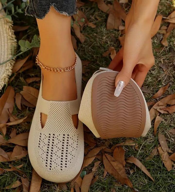 Detti – flexibilní prodyšné ergonomické sandály